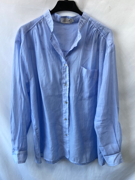 MOLLY BRACKEN. Classic blue shirt with mandarin collar, size S