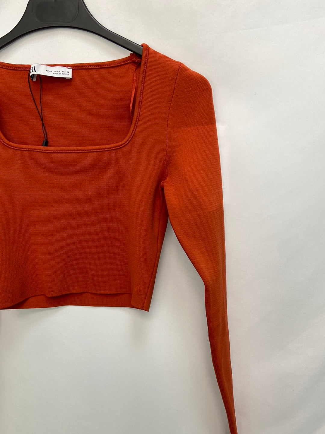 ZARA.Ts tile knit croptop