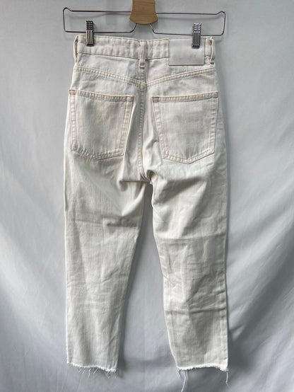 ZARA.Pantalones blancos rectos T.32