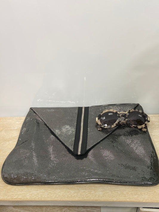 LEFTIES. Large silver clutch