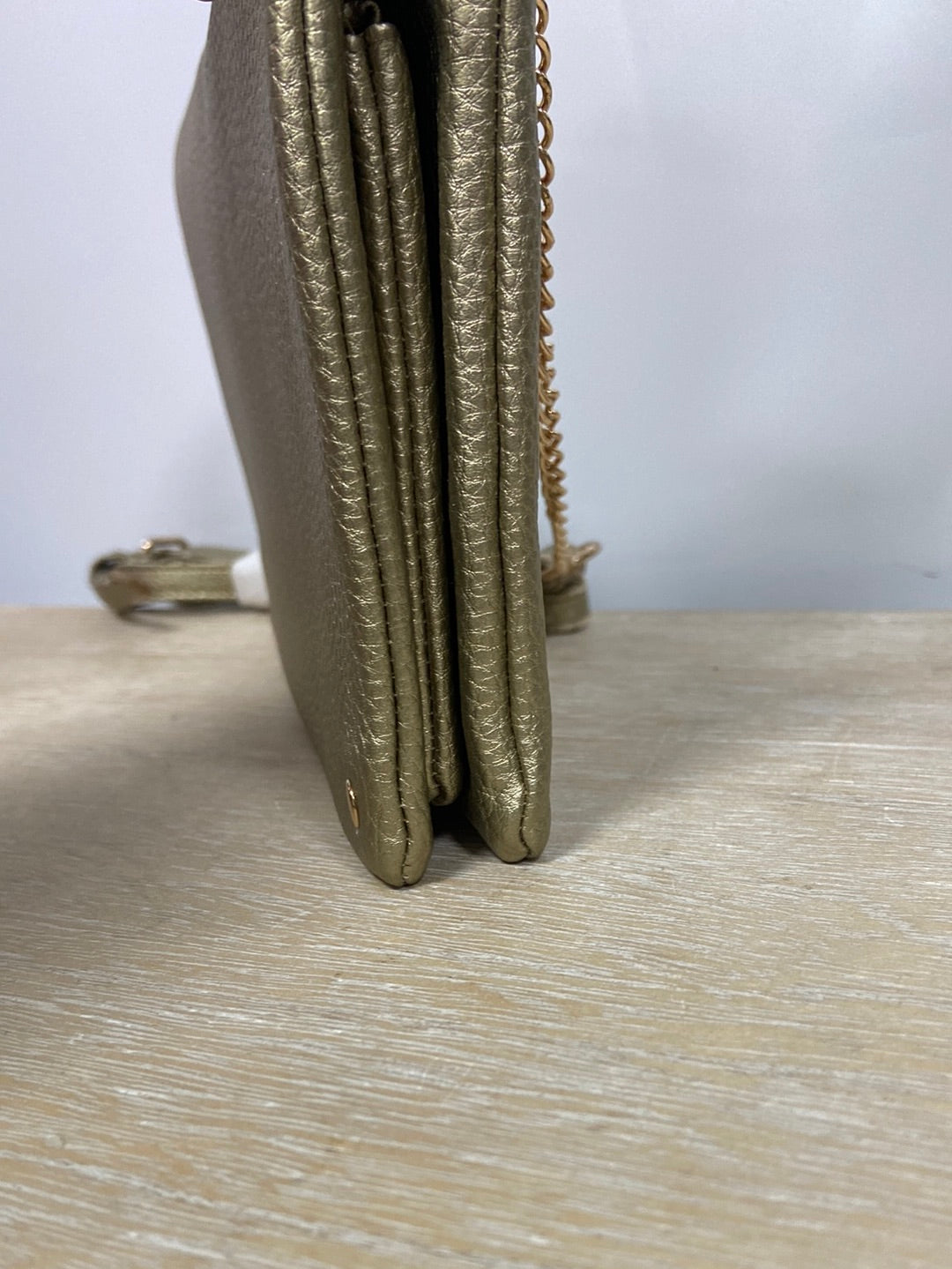 MISAKO.Bolso dorado fiesta