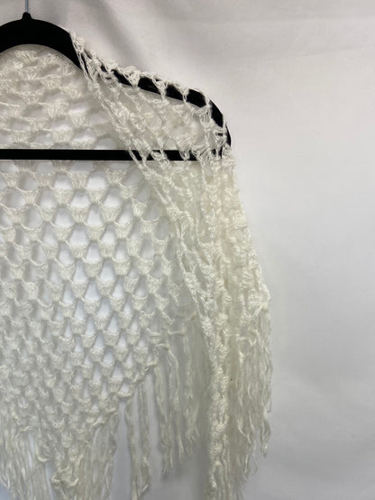 OTRAS.Fular estilo mantilla croché