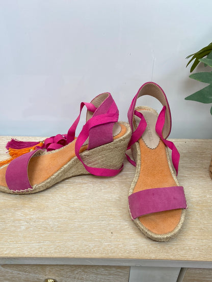 MARINA ISLA. Cuñas rosas. T.37