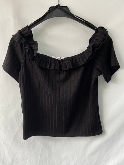 ZARA.Top negro canalé T.L