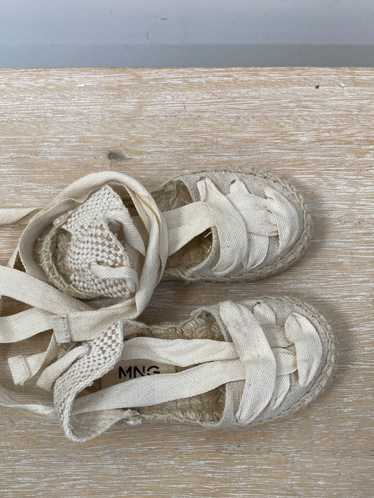 MANGO.Alpargatas T.19