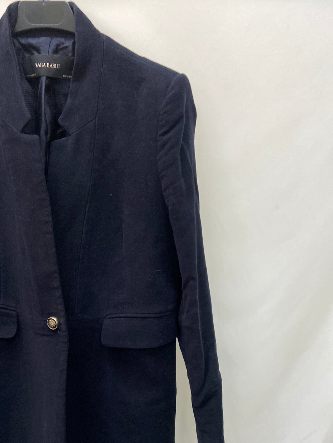 ZARA.Abrigo azul arreglado T.M