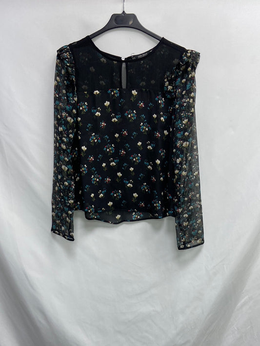 ZARA. Blusa negra flores T.xs