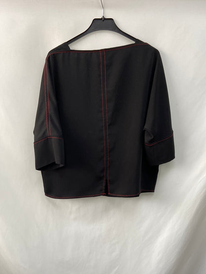 EXPRESS.Black blouse with Ts seams