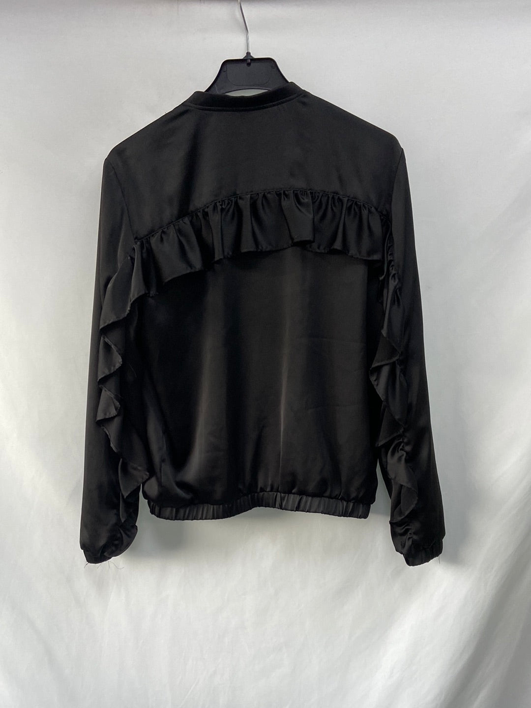 ZARA.Black satin bomber jacket Ts