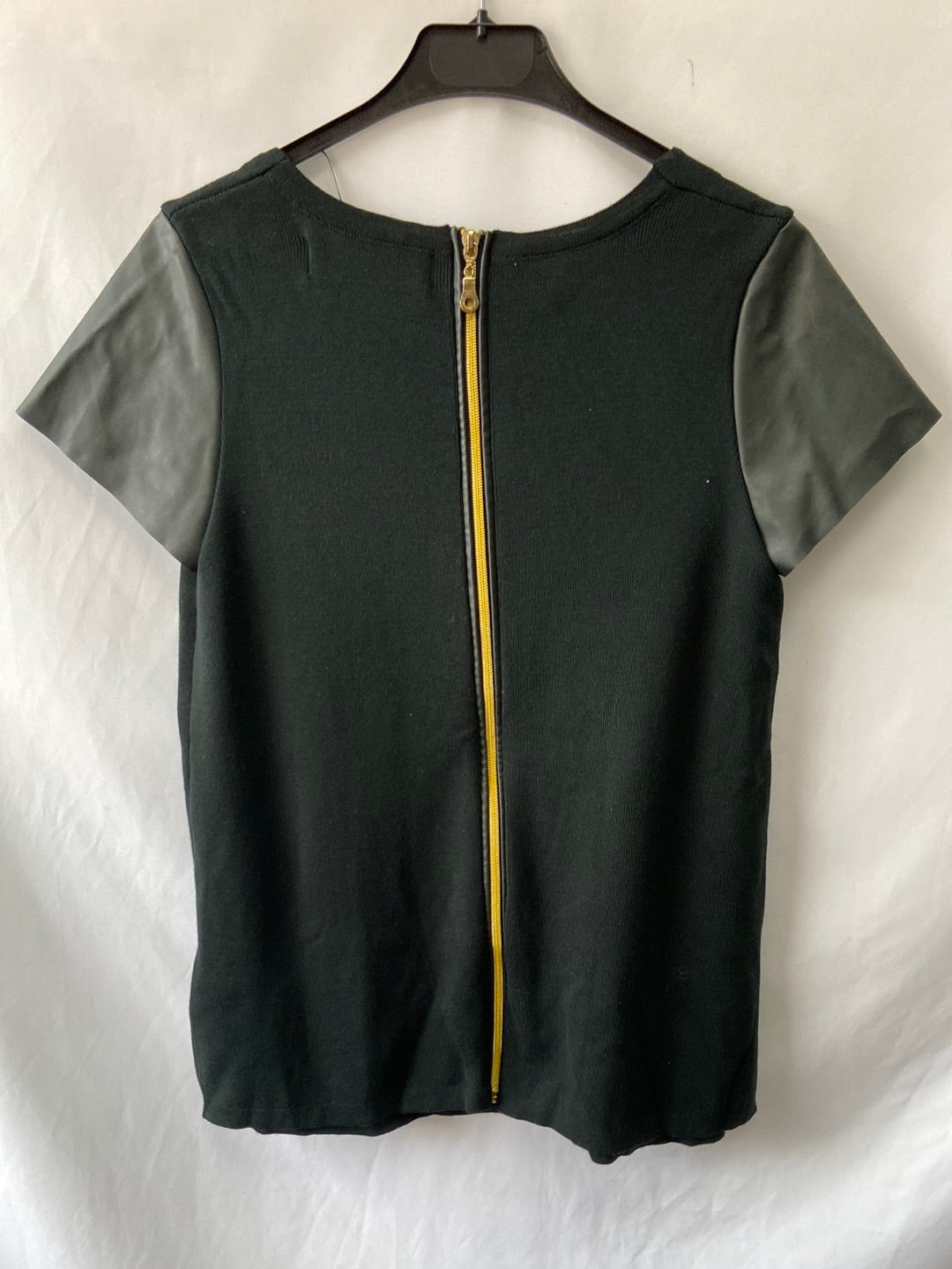 ZARA.Green double texture T-shirt Tm