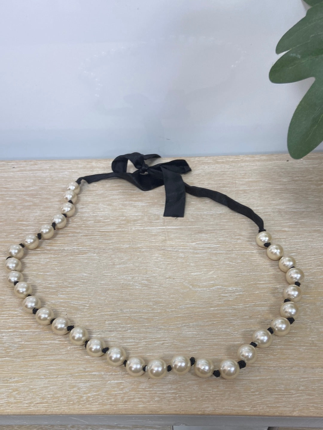 OTRAS.Collas Perlas y lazada