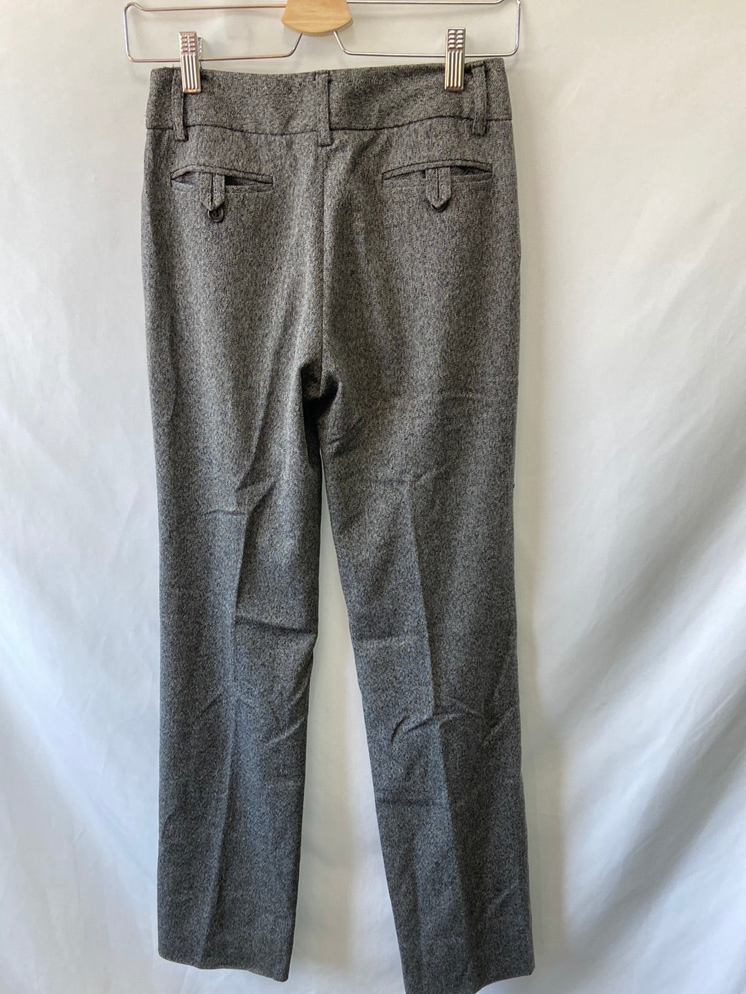 OTRAS.Pantalones pinza grises T.36