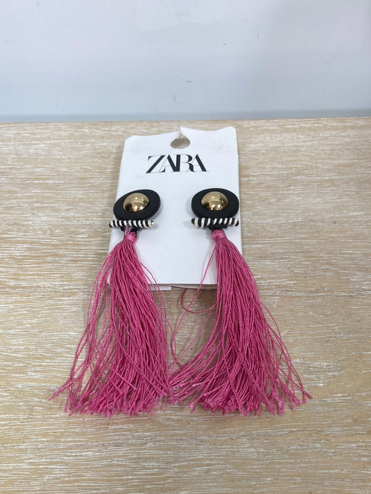 ZARA.Pendientes flecos rosas