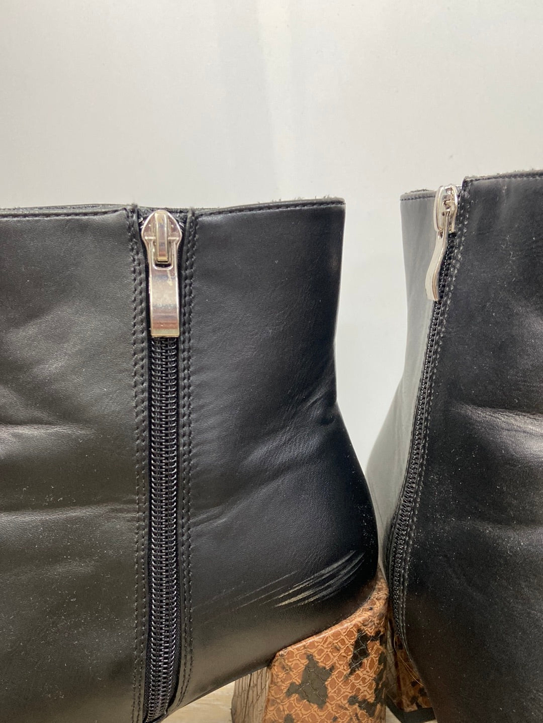 SFERA.Botines negros T.39 (Tara)