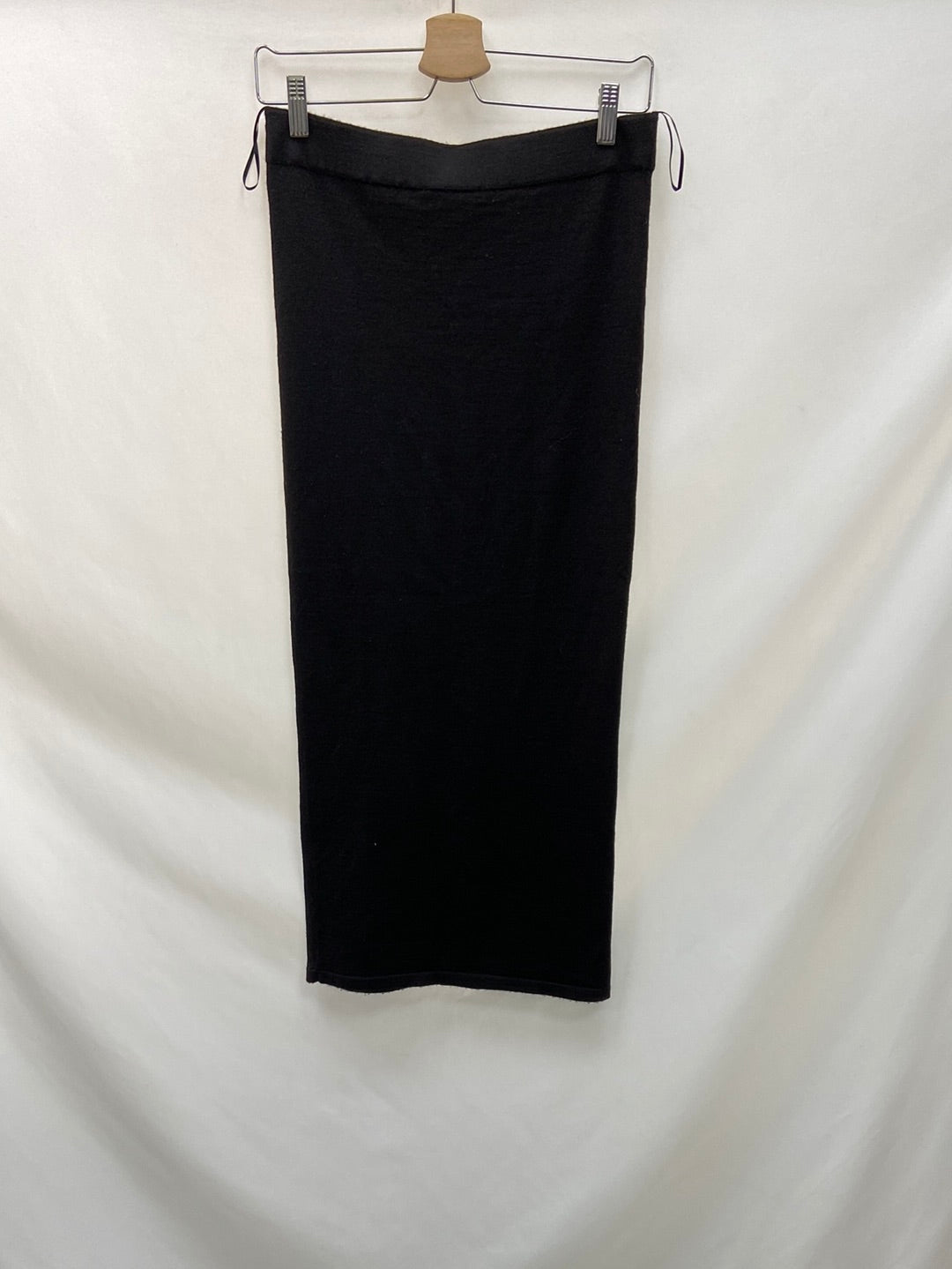 ZARA.Falda punto midi negra tubo t.L