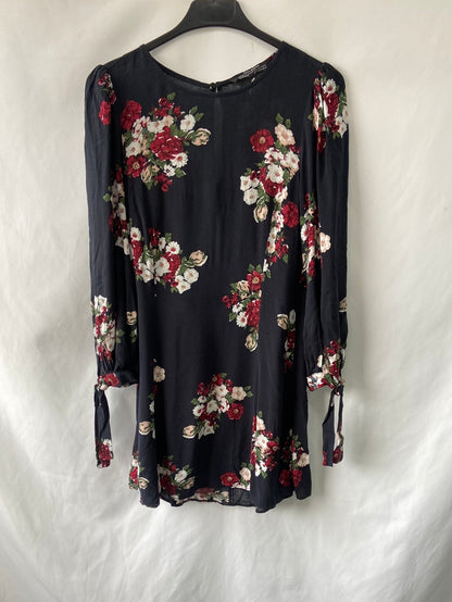 ZARA.Vestido corto azul flores T.XS