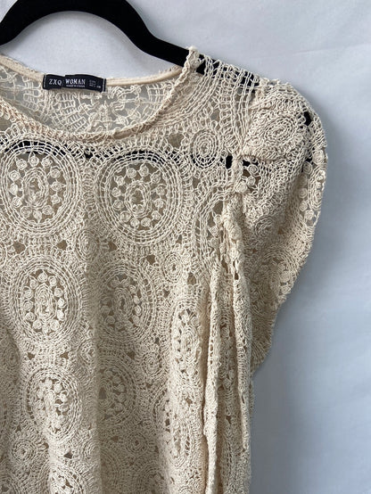 ZARA.Top beige croché T.L (m)