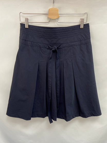 ADOLFO DOMINGUEZ. Skirt size 40