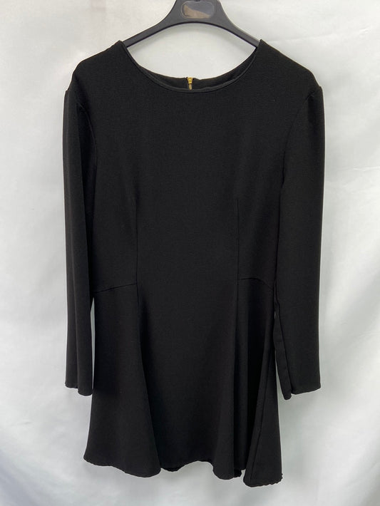 PRIMARK.Vestido corto negro T.42