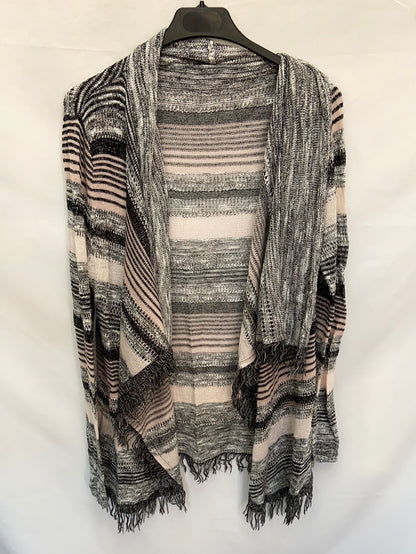 OTRAS.Chaqueta punto flecos gris y rosa TU(m)