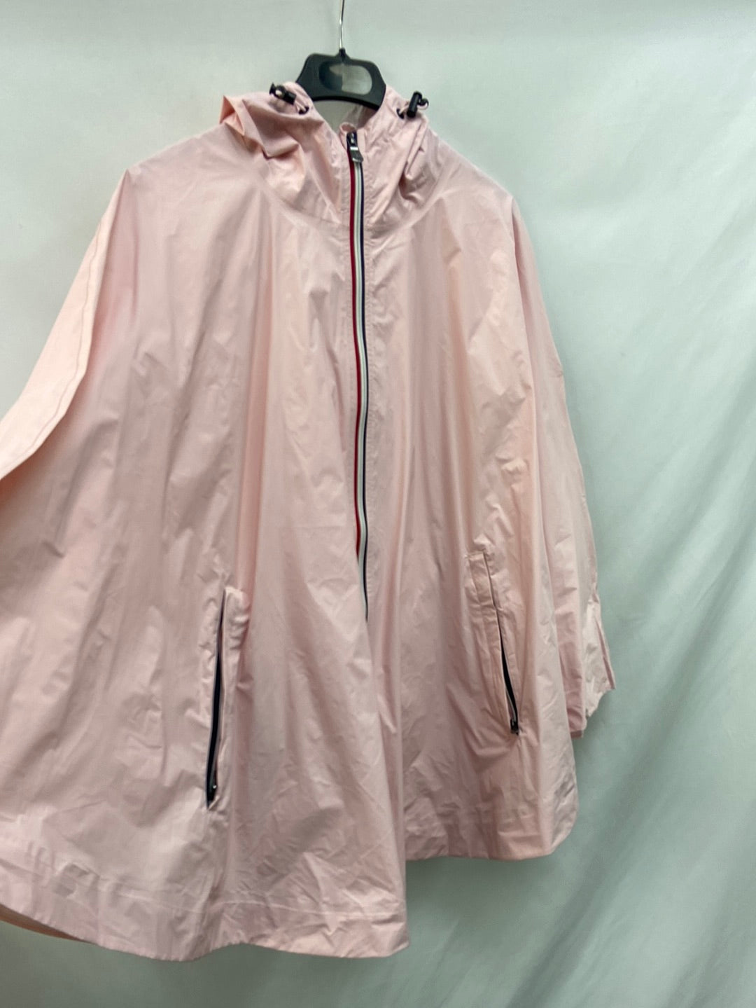 JOTT. Chubasquero tipo poncho rosa T.s/m