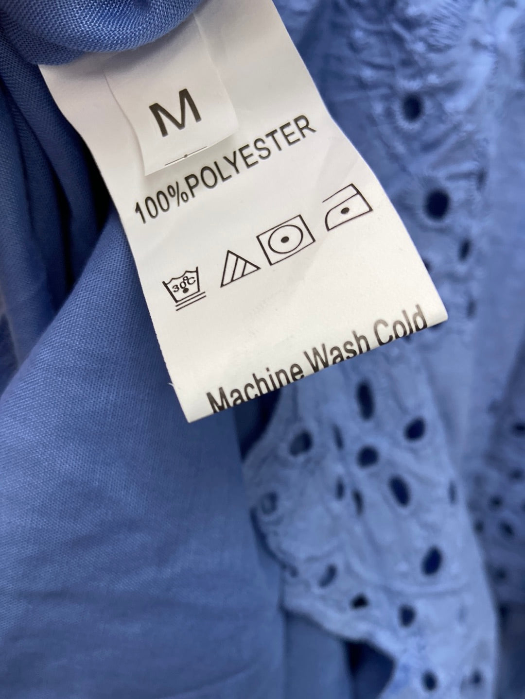 BBWM.Vestido corto azul troquelado T.M