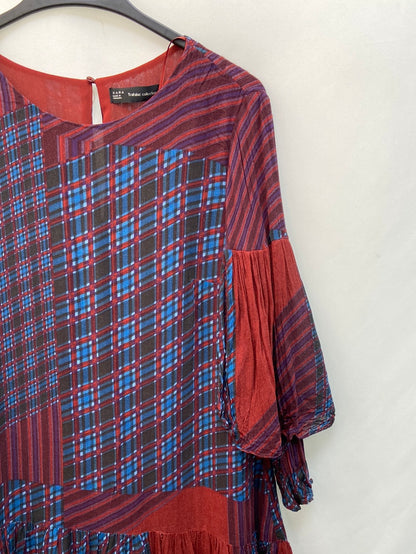 ZARA. Short printed dress T.xs