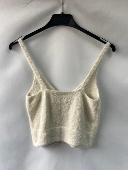 PULL&amp;BEAR. Beige furry knit croptop TM