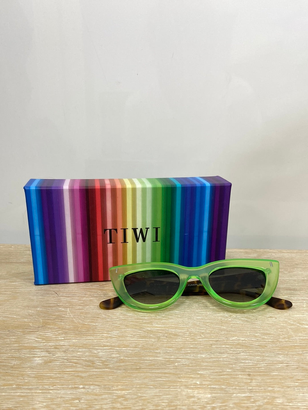 TIWI.Gafas de sol cat eye verdes