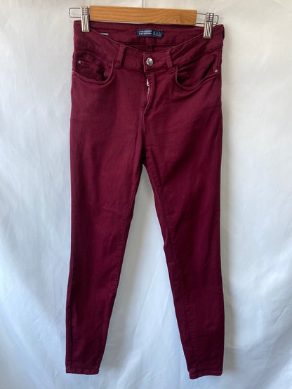 ZARA.Classic burgundy skinny jeans size 36
