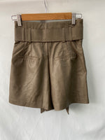 ZARA.Shorts polipiel marrón verdoso T.XS
