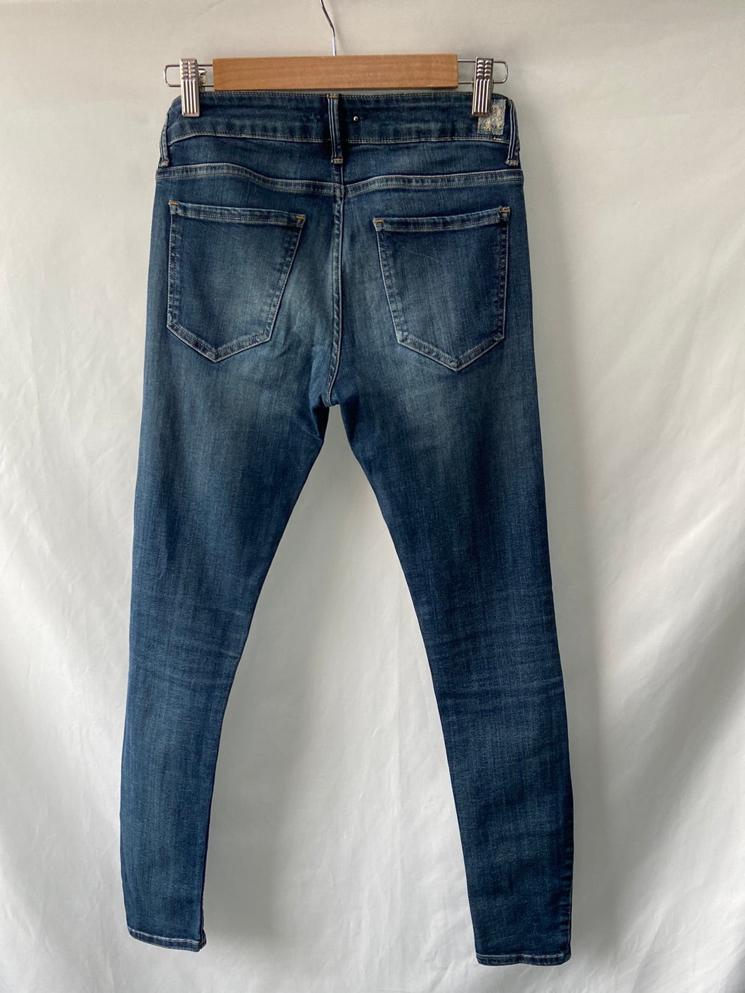 OTRAS. Pantalón vaquero T.38