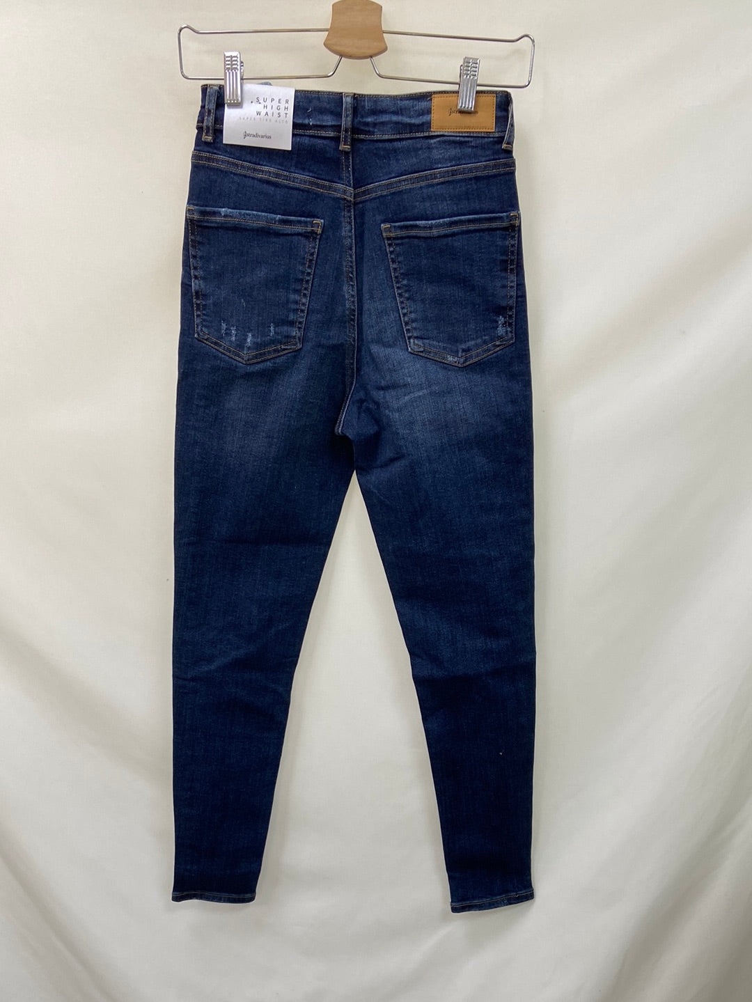 STRADIVARIUS. Dark denim button-down skinny jeans, size 38