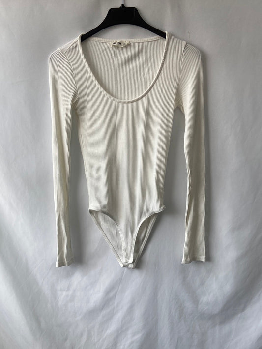 STRADIVARIUS.Body blanco canalé T.M