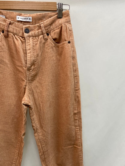 PULL&BEAR.Pantalones pana T.36