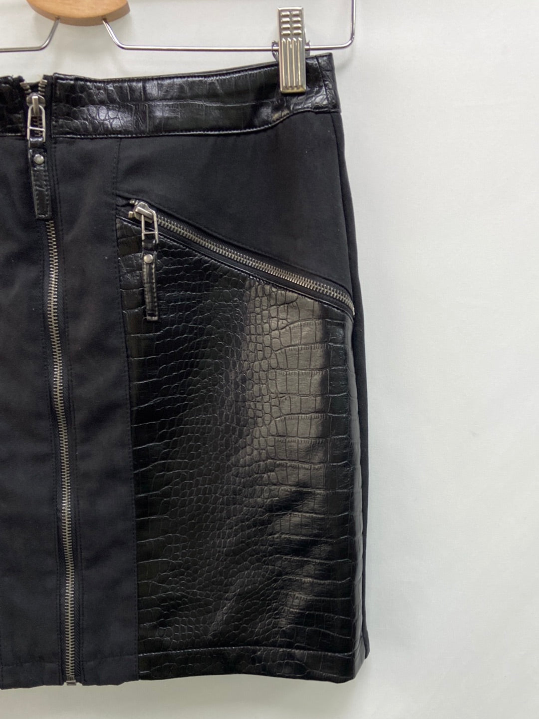 NOISY MAY.Falda corta doble textura T.S