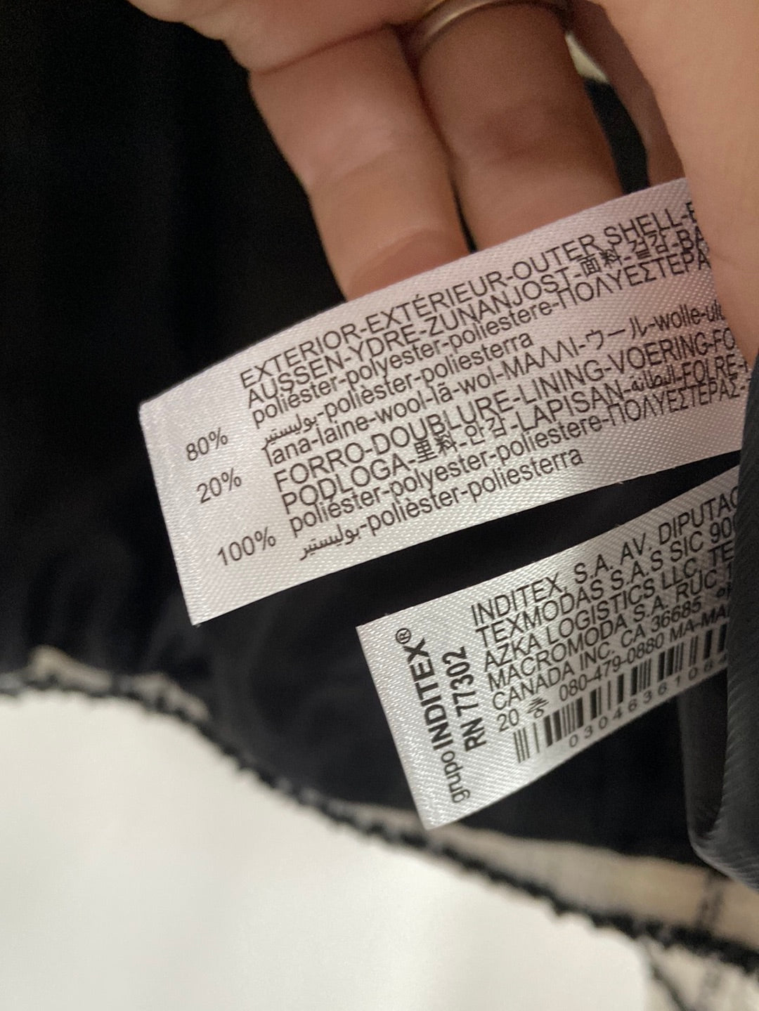 marketZARA.Cropped tweed blazer with checkered Ts