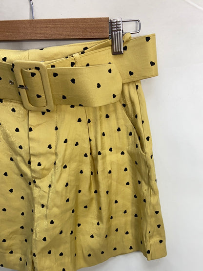 LOAVIES.Short amarillos pastel corazones T.s