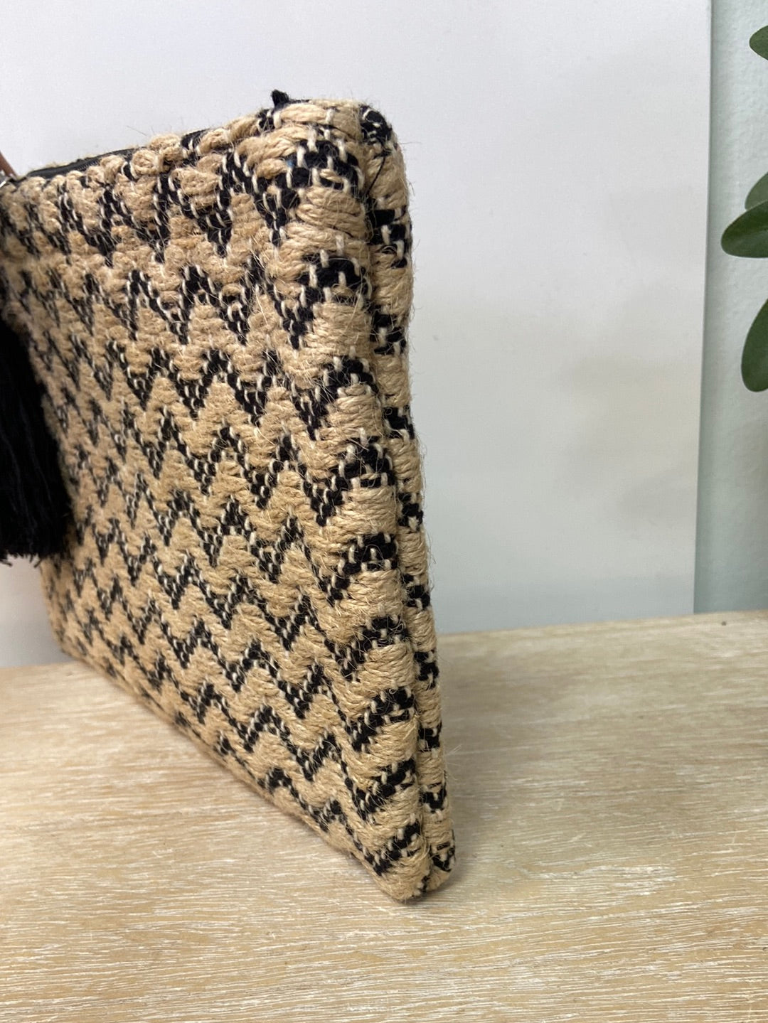 LEFTIES.Cartera de mano rafia