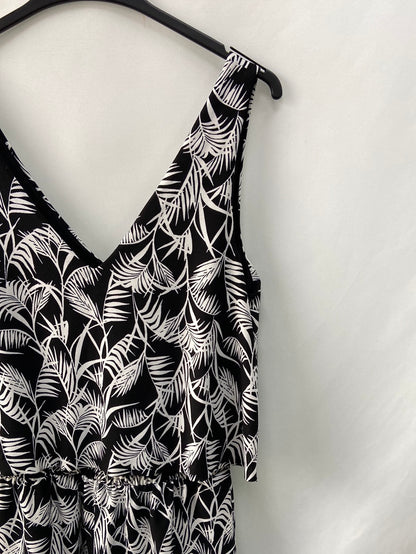 MANGO. Black Ts short jumpsuit