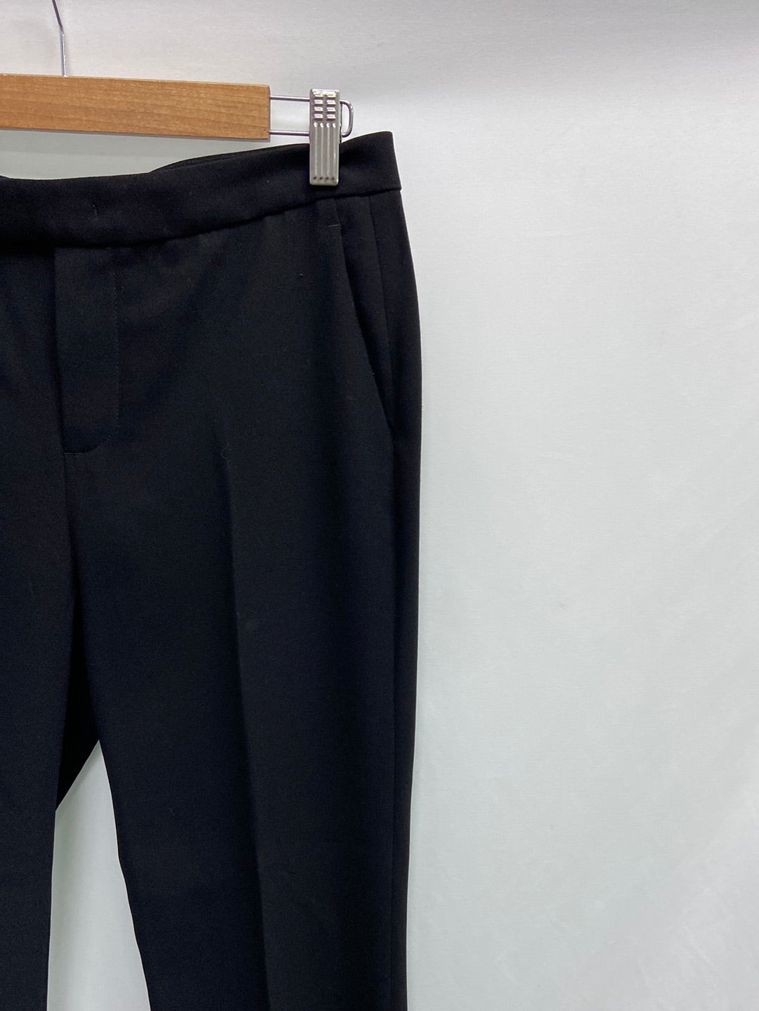 ZARA. Black pleated trousers Ts
