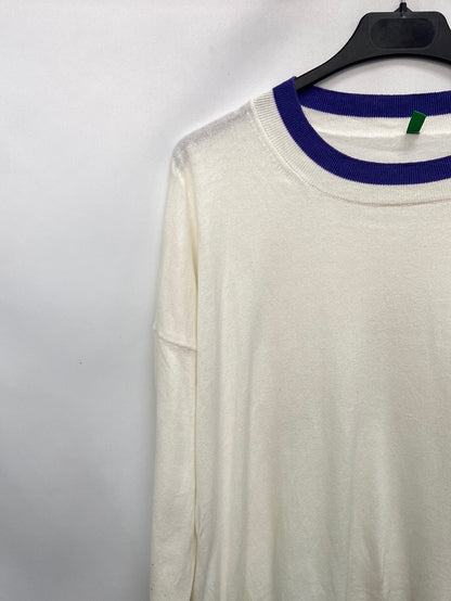 BENETTON.White and knitted sweater Ts