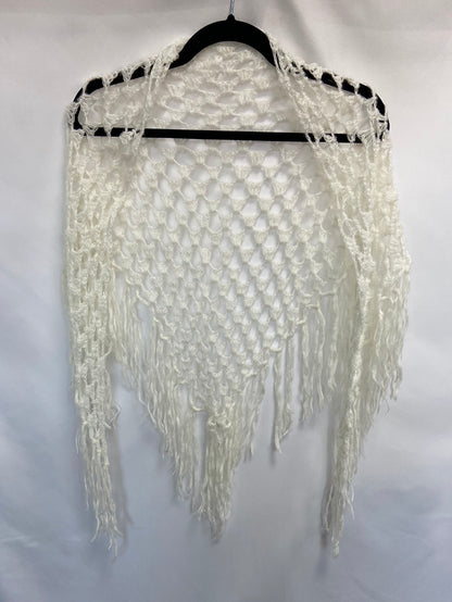 OTRAS.Fular estilo mantilla croché