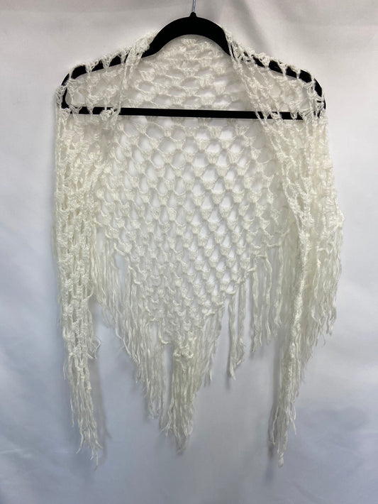 OTRAS.Fular estilo mantilla croché