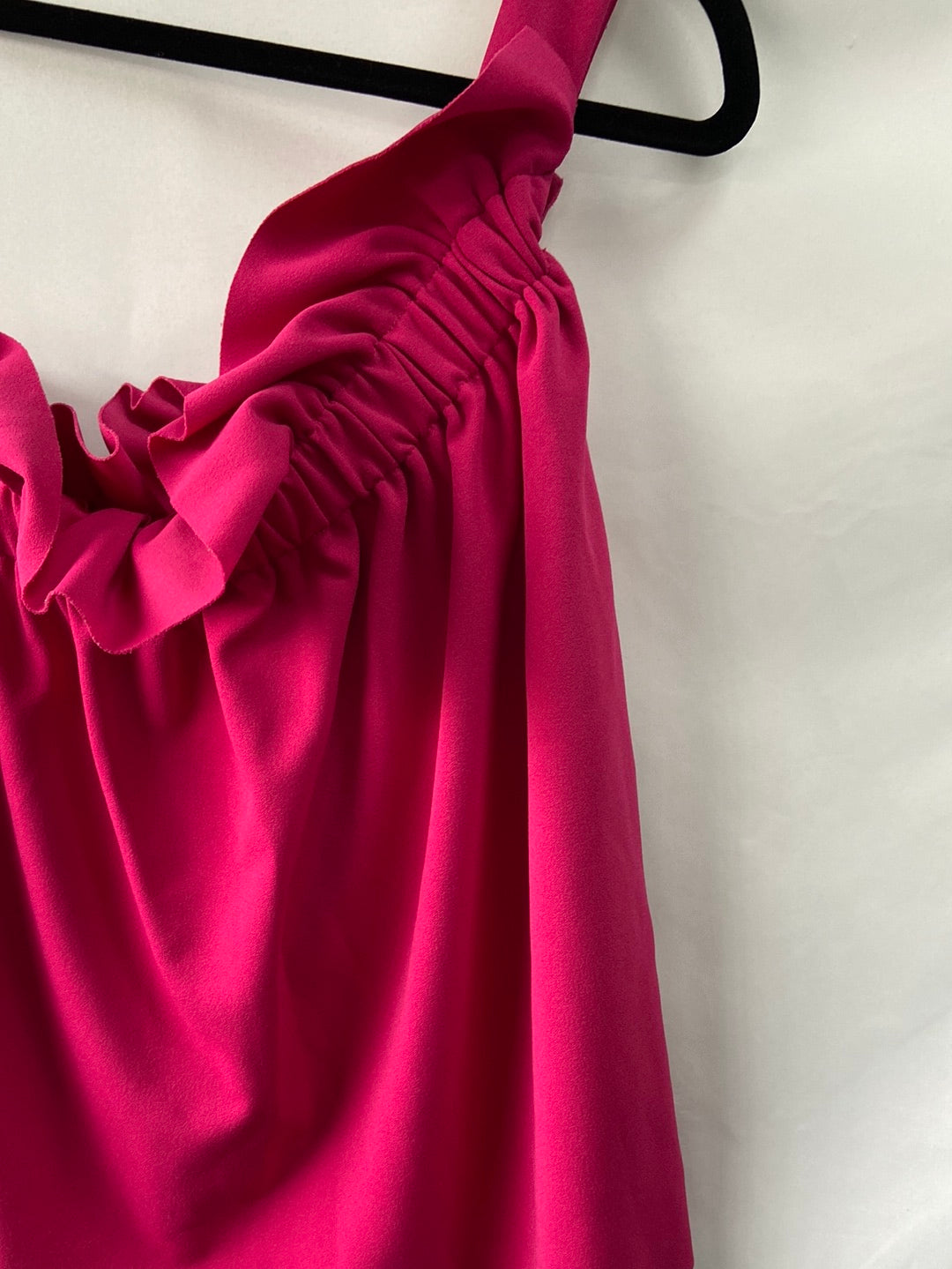 ZARA.Top asimétrico buganvilla volante T.S