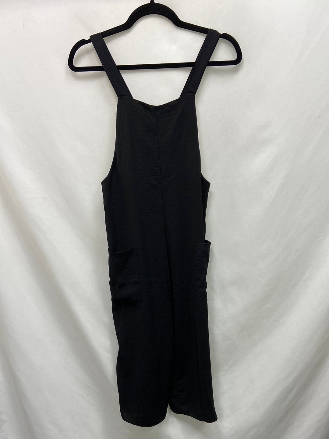 NEW LOOK.Black bib culotte T.32