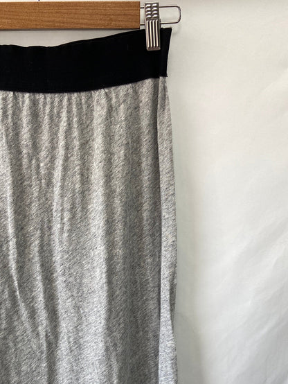 AMERICAN VINTAGE.Falda vuelo gris T.36/38
