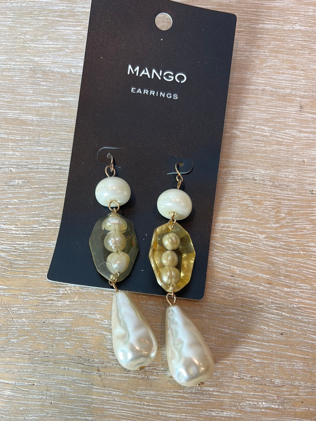 MANGO. Pearl drop earrings