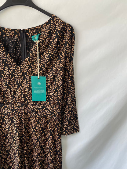 ALLER SIMPLEMENT.  Mono negro flores  T.s/m