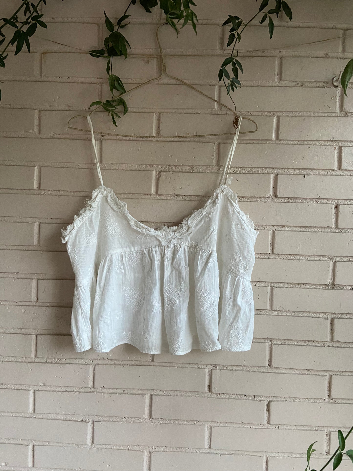 Top blanco bordado tirantes T.M